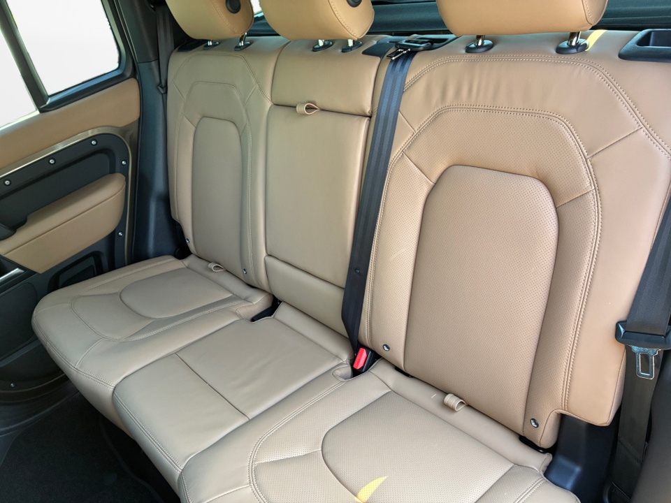 SALE27EU7T2622682 2026 Land Rover Defender X-Dynamic SE