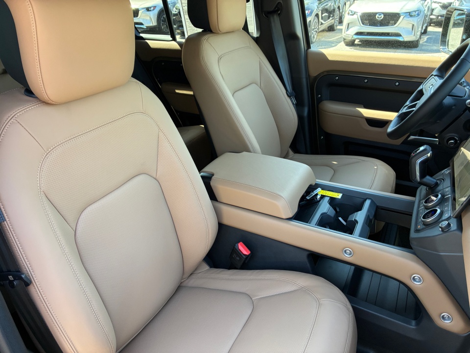 SALE27EU7T2622682 2026 Land Rover Defender X-Dynamic SE