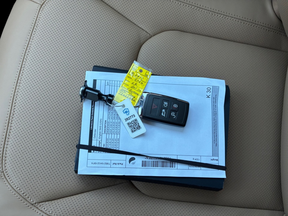 SALE27EU7T2622682 2026 Land Rover Defender X-Dynamic SE