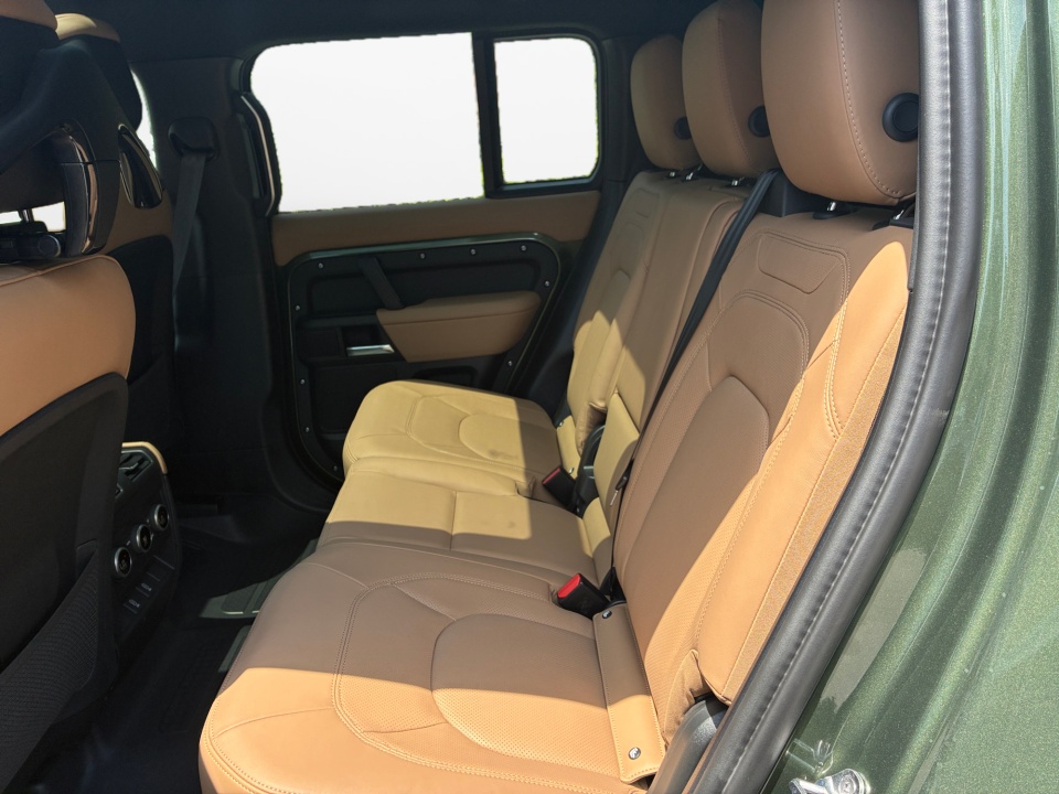SALE2FEU2T2640629 2026 Land Rover Defender X-Dynamic SE