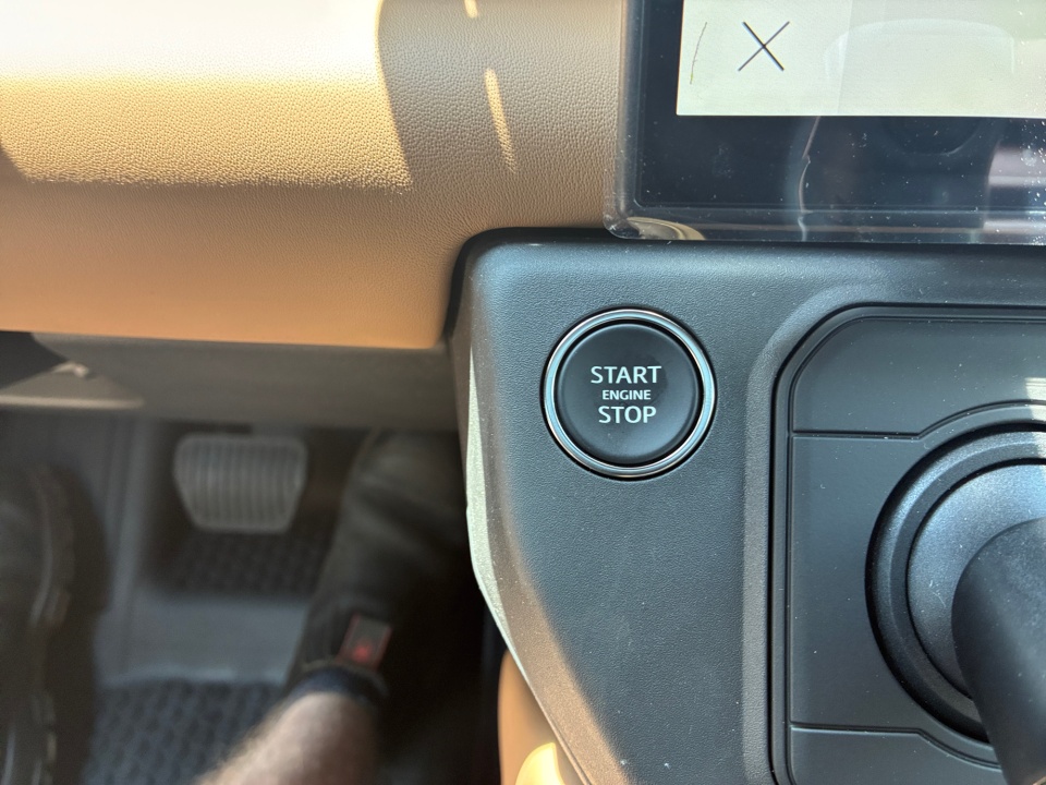 SALE2FEU2T2640629 2026 Land Rover Defender X-Dynamic SE
