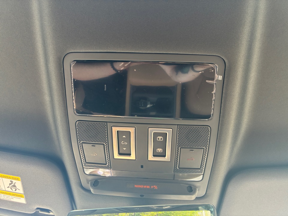 SALE2FEU2T2640629 2026 Land Rover Defender X-Dynamic SE