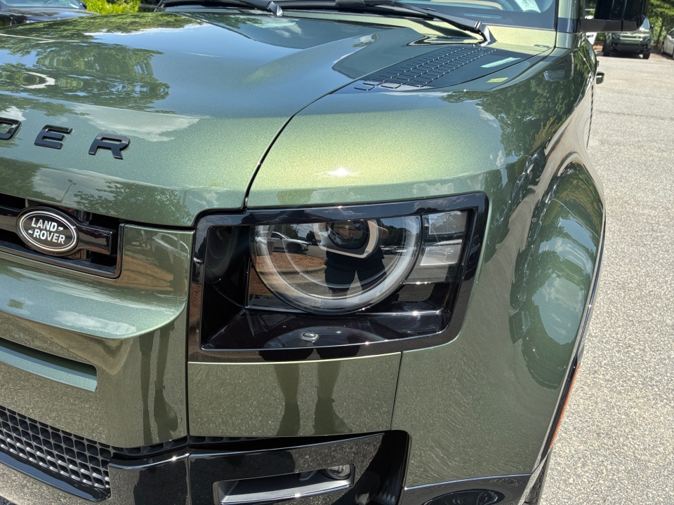 SALE2FEU2T2640629 2026 Land Rover Defender X-Dynamic SE