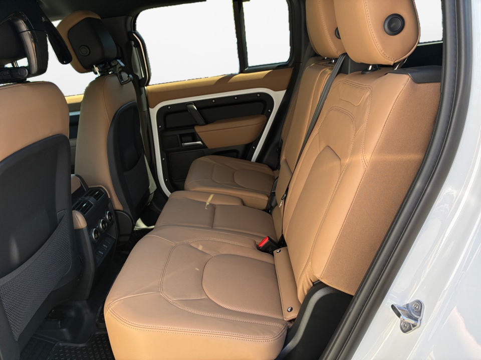 SALEJFFU9T2640600 2026 Land Rover Defender S