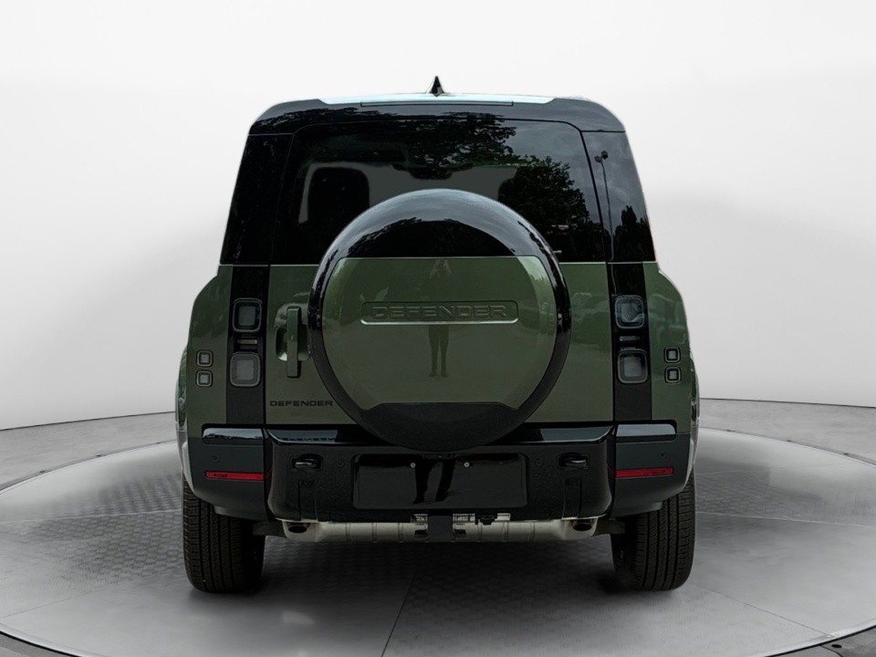 SALEJFFUXT2624499 2026 Land Rover Defender S