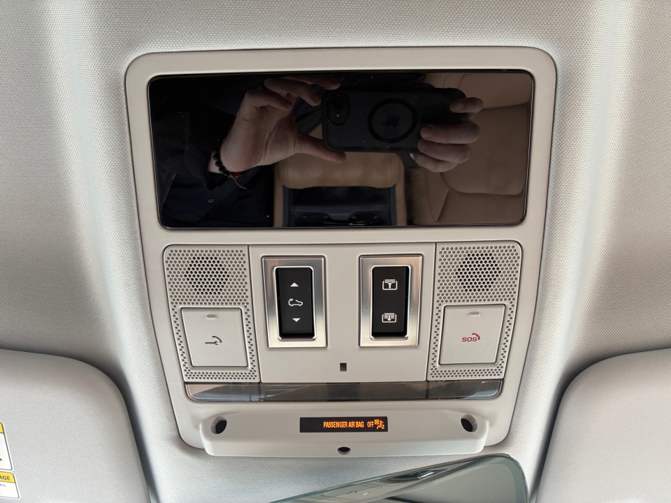 SALEJFFUXT2624499 2026 Land Rover Defender S