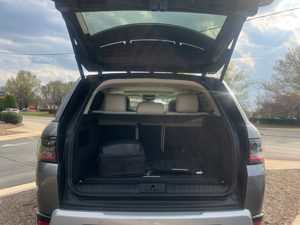 SALWR2SU5NA212558 2022 Land Rover Range Rover Sport HSE Silver Edition MHEV