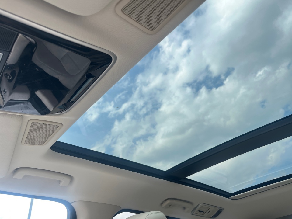 SALWR2SU5NA212558 2022 Land Rover Range Rover Sport HSE Silver Edition MHEV