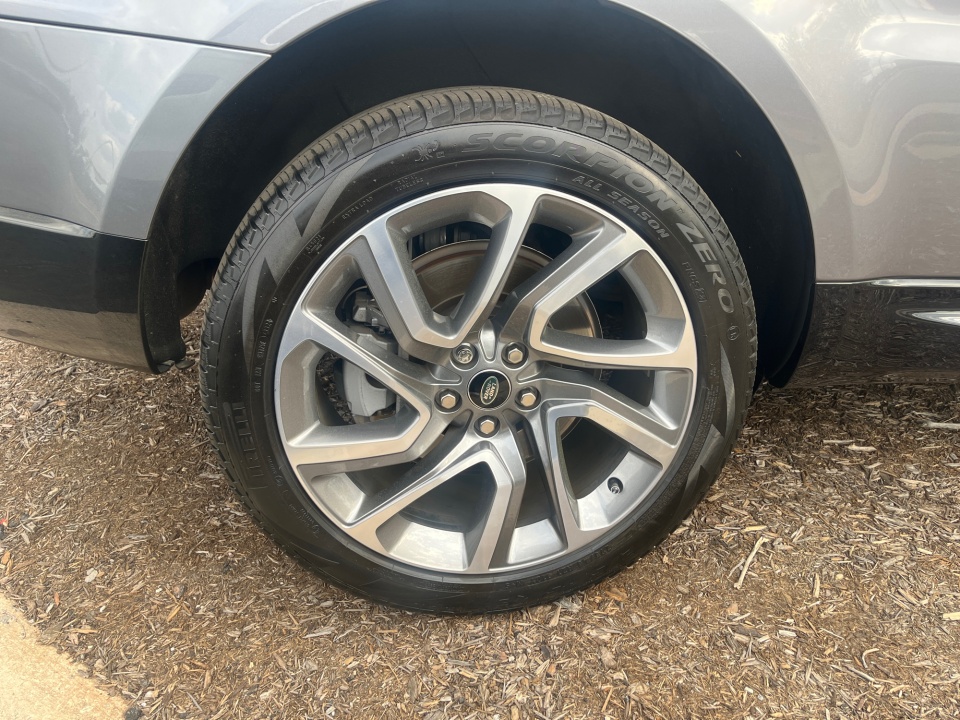 SALWR2SU5NA212558 2022 Land Rover Range Rover Sport HSE Silver Edition MHEV