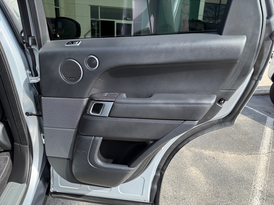 SALWR2SU8NA210786 2022 Land Rover Range Rover Sport HSE Silver Edition MHEV