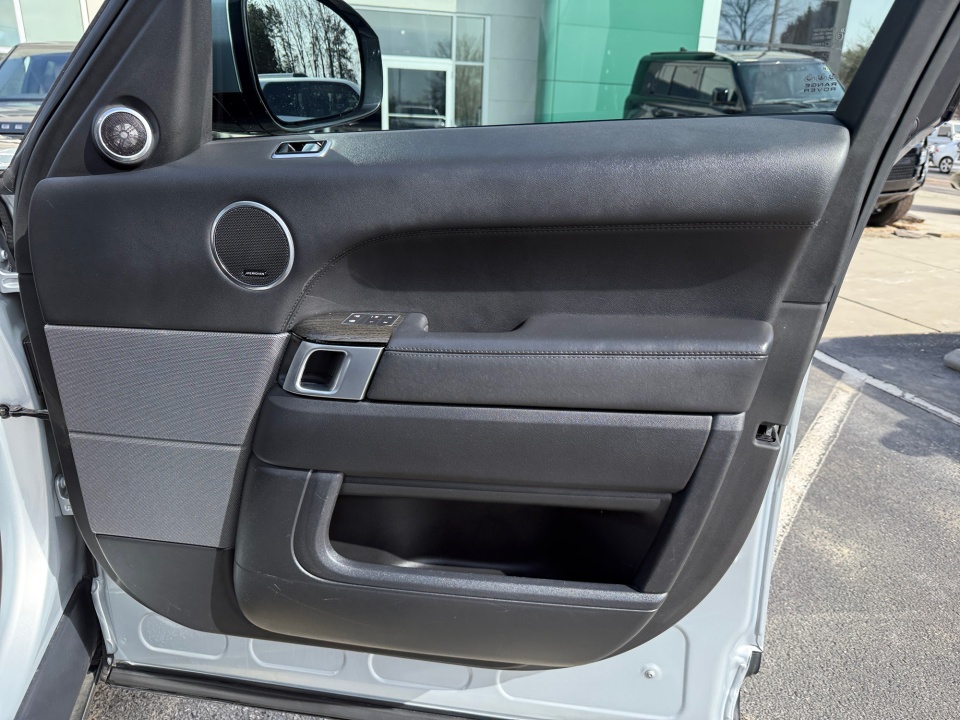 SALWR2SU8NA210786 2022 Land Rover Range Rover Sport HSE Silver Edition MHEV