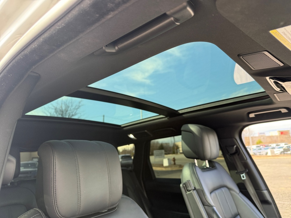 SALWR2SU8NA210786 2022 Land Rover Range Rover Sport HSE Silver Edition MHEV