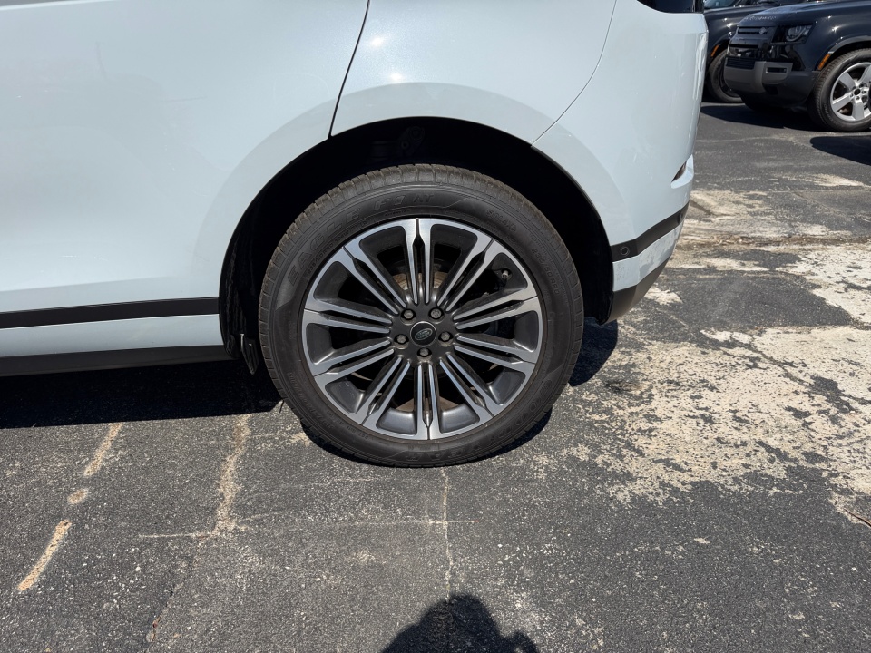 SALZJ2FX4RH260008 2024 Land Rover Range Rover Evoque Core S