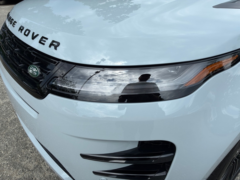 SALZV2FX7TH004506 2026 Land Rover Range Rover Evoque Hoxton Edition