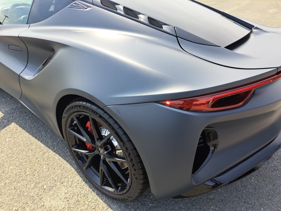 SCCLEJAX3THA11193 2026 Lotus Emira V6 SE