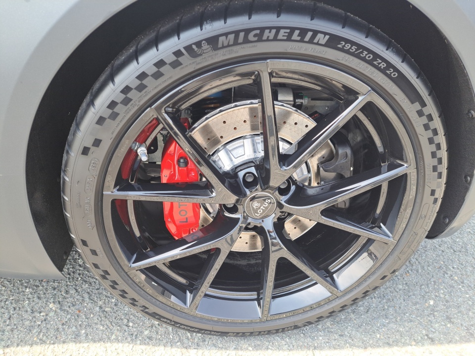 SCCLEJAX3THA11193 2026 Lotus Emira V6 SE