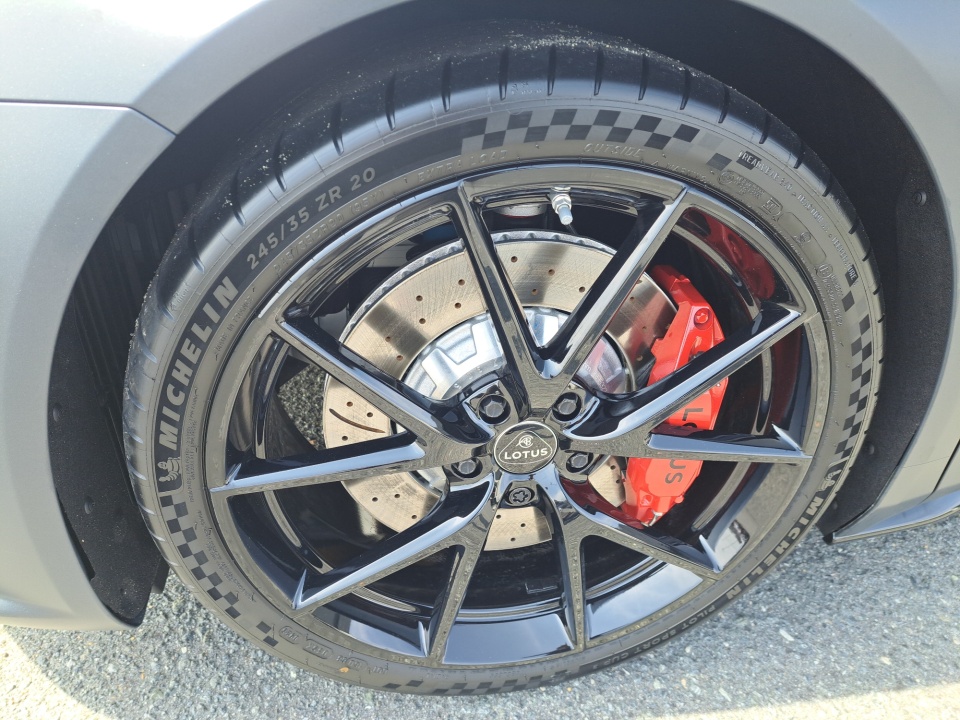 SCCLEJAX3THA11193 2026 Lotus Emira V6 SE