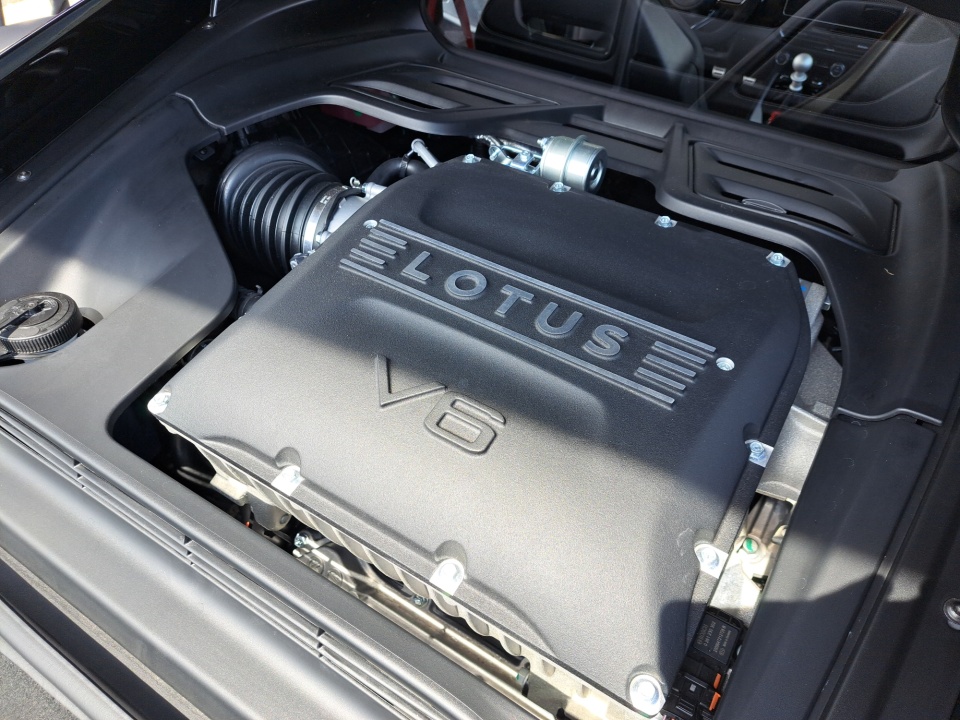 SCCLEJAX3THA11193 2026 Lotus Emira V6 SE