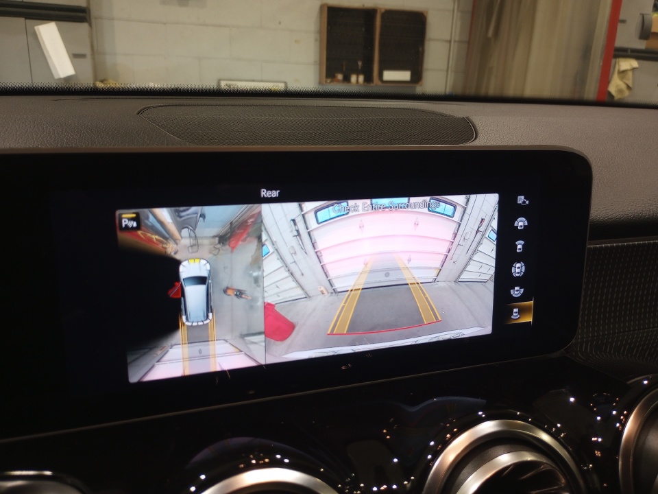 W1N4M4GB5MW114799 2021 Mercedes-Benz GLB 250