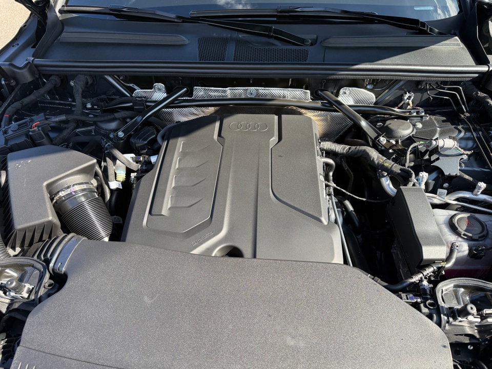 WA11AAGU5S2081420 2025 Audi All-new Q5 Premium TFSI quattro S tronic