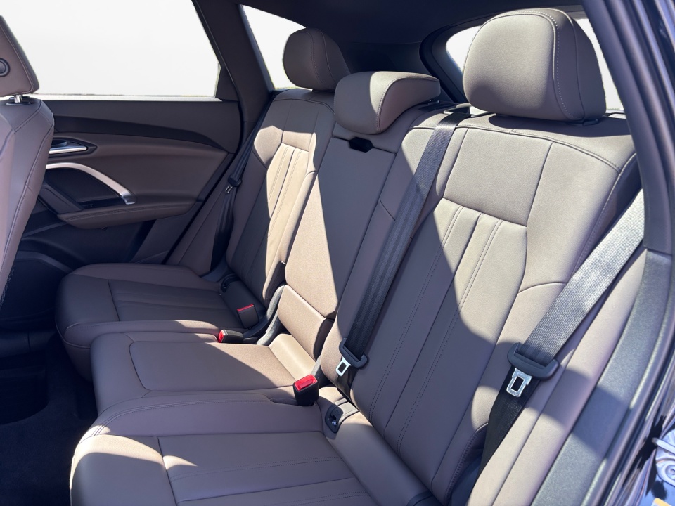 WA11AAGU5T2003107 2026 Audi Q5 Premium TFSI quattro S tronic