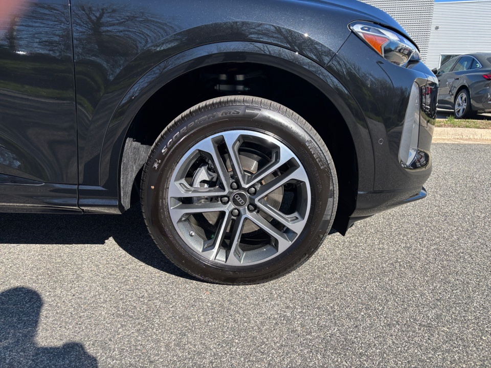 WA11AAGU5T2003107 2026 Audi Q5 Premium TFSI quattro S tronic