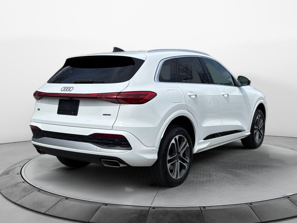 WA11AAGU5T2004709 2026 Audi Q5 Premium TFSI quattro S tronic