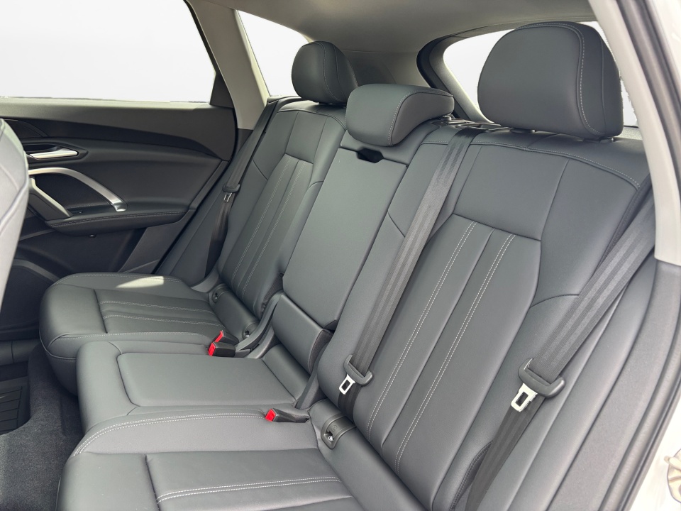 WA11AAGU5T2004709 2026 Audi Q5 Premium TFSI quattro S tronic