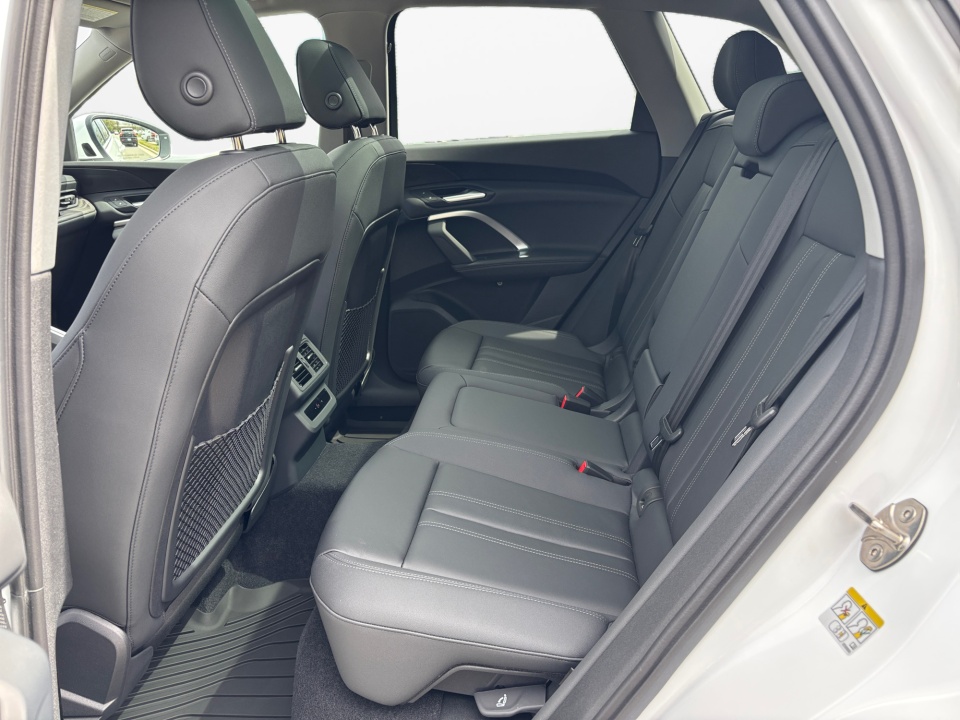 WA11AAGU5T2004709 2026 Audi Q5 Premium TFSI quattro S tronic