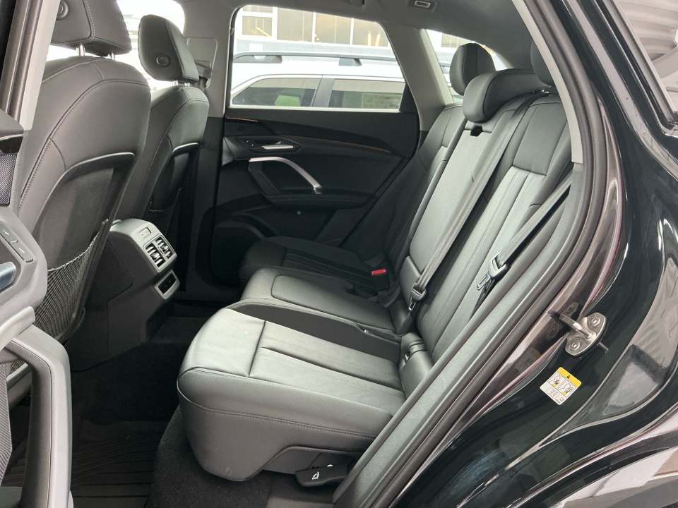WA11AAGU7S2013569 2025 Audi All-new Q5 Premium
