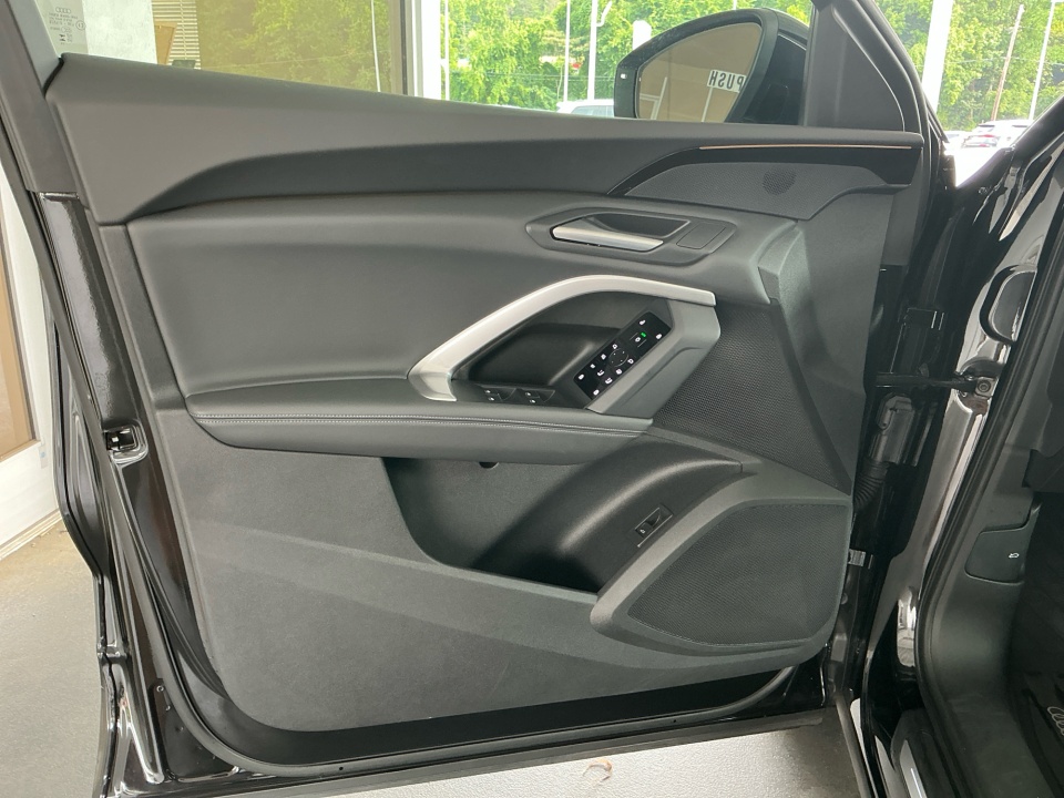 WA11AAGU7S2013569 2025 Audi All-new Q5 Premium
