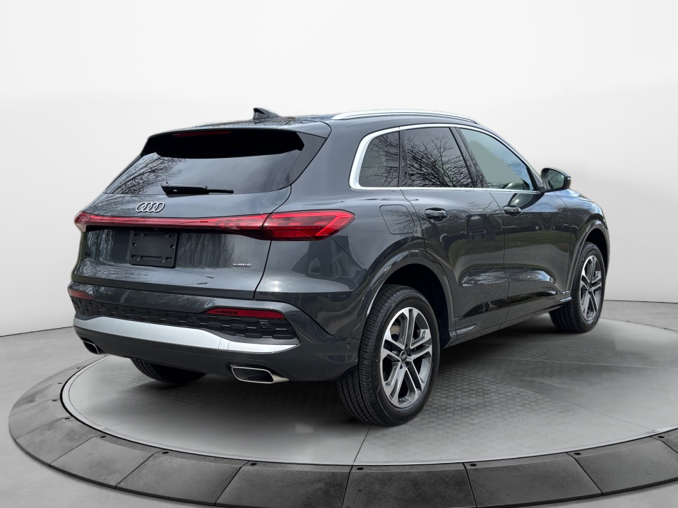 WA11AAGU7T2003271 2026 Audi Q5 Premium TFSI quattro S tronic