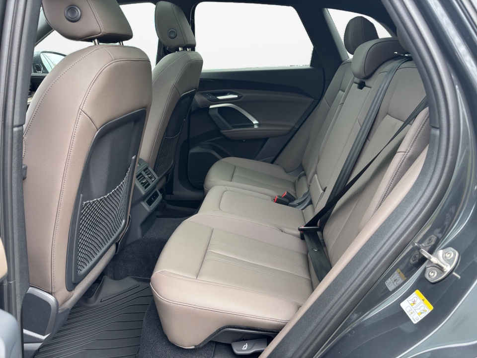 WA11AAGU7T2003271 2026 Audi Q5 Premium TFSI quattro S tronic