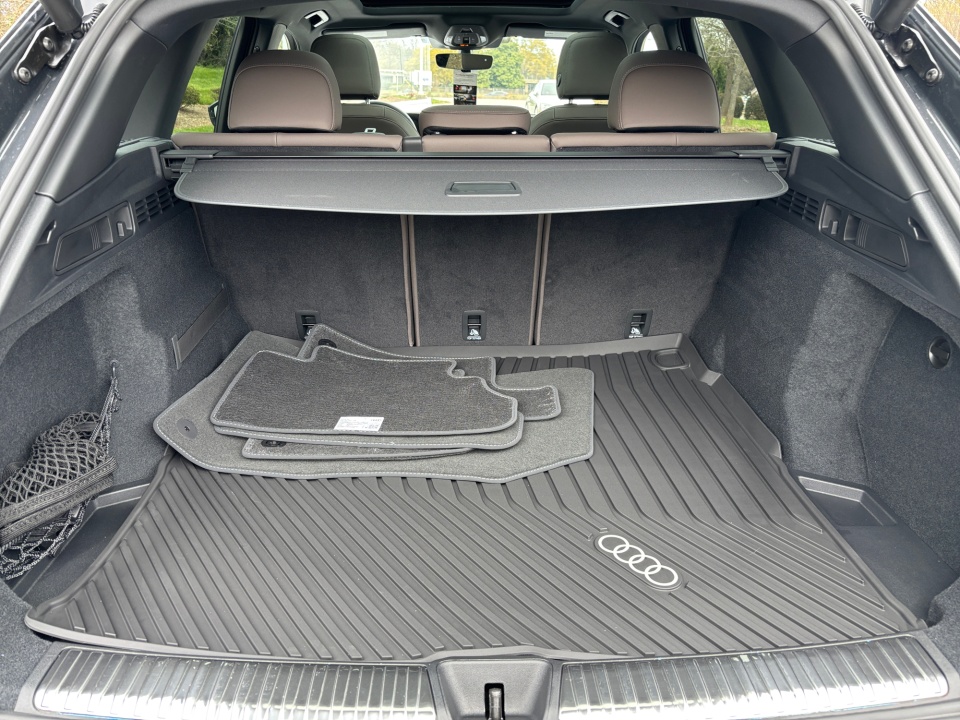 WA11AAGU7T2003271 2026 Audi Q5 Premium TFSI quattro S tronic