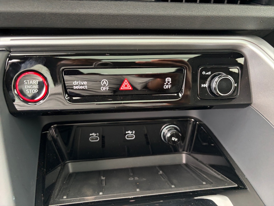 WA125AGU1T2045430 2026 Audi SQ5 Premium Plus