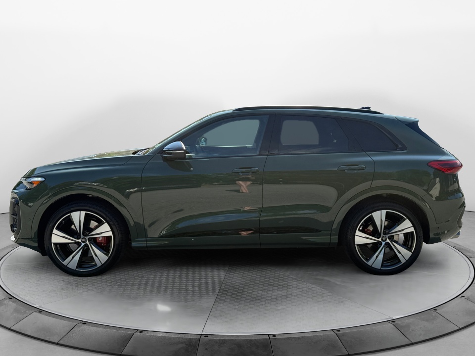 WA125AGU2T2044156 2026 Audi SQ5 Premium Plus