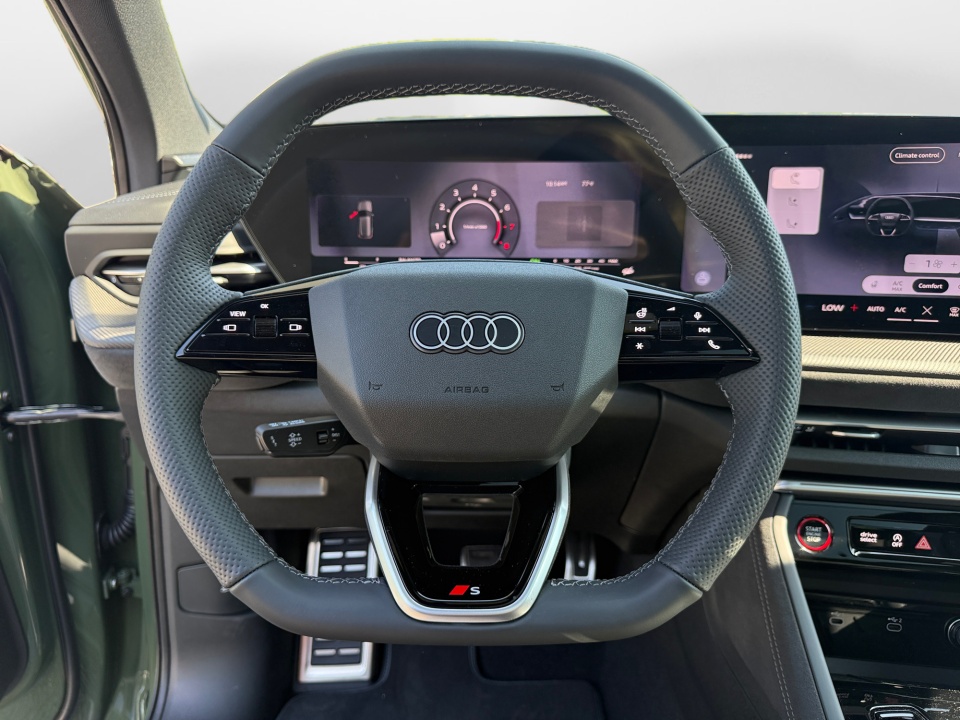WA125AGU2T2044156 2026 Audi SQ5 Premium Plus