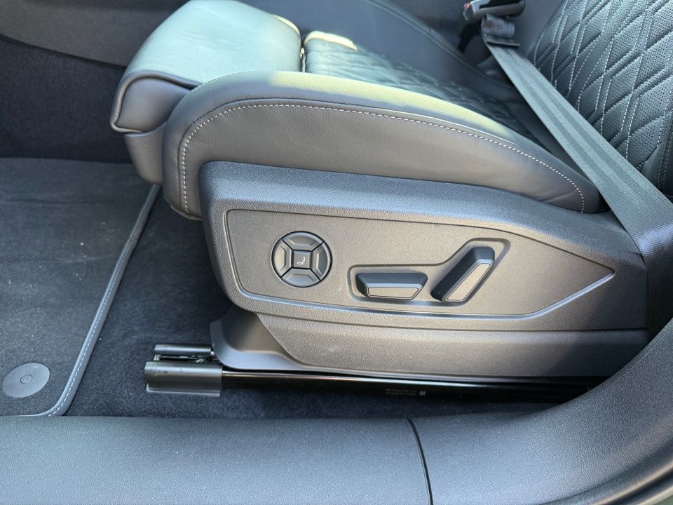 WA125AGU2T2044156 2026 Audi SQ5 Premium Plus