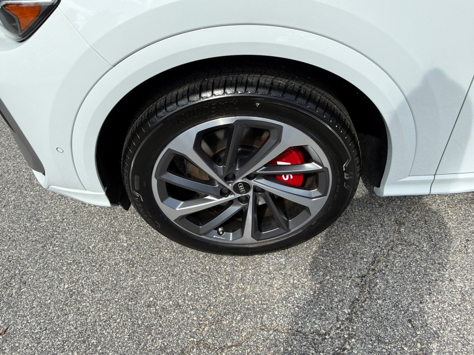 WA125AGU4T2030775 2026 Audi SQ5 Premium Plus