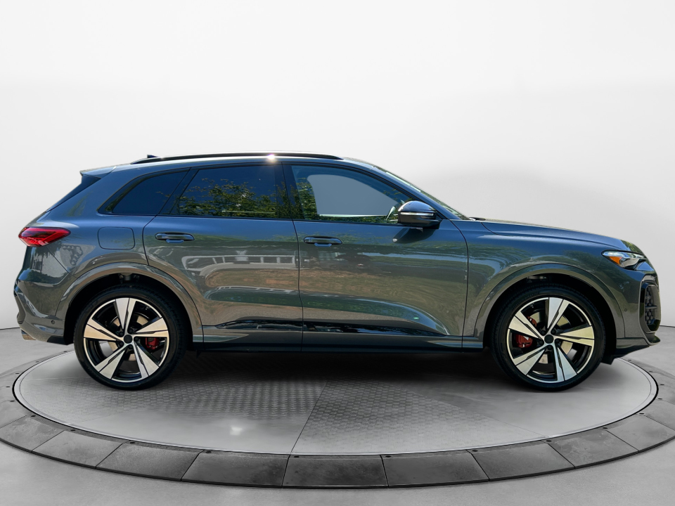 WA125AGU4T2033109 2026 Audi SQ5 Premium Plus TFSI quattro S tronic