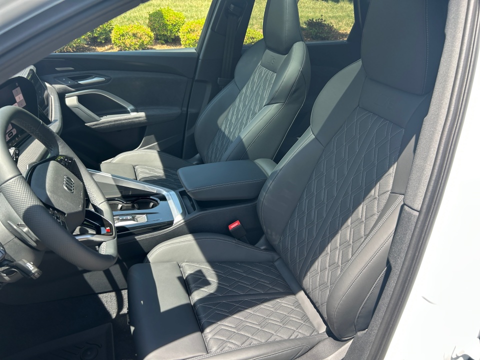 WA125AGU7T2007023 2026 Audi SQ5 Premium Plus TFSI quattro S tronic