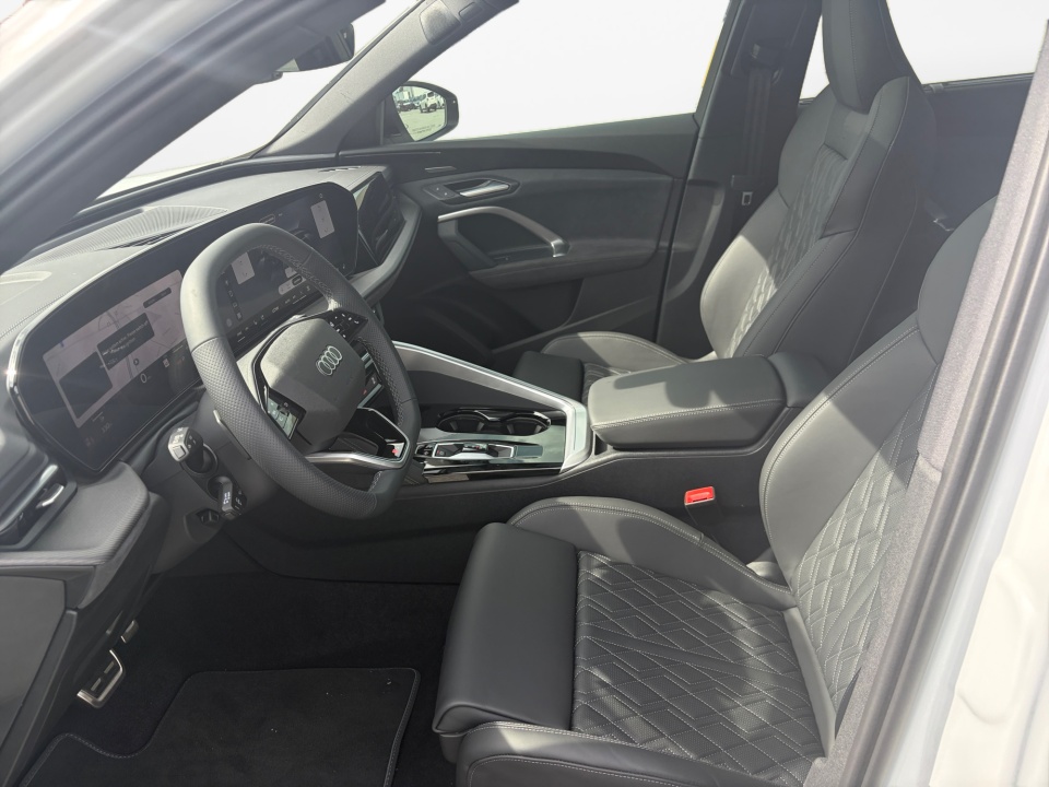 WA125AGU7T2034805 2026 Audi SQ5 Premium Plus