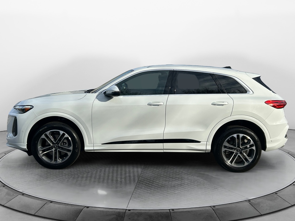 WA12AAGU5S2117479 2025 Audi All-new Q5 Premium Plus TFSI quattro S tronic