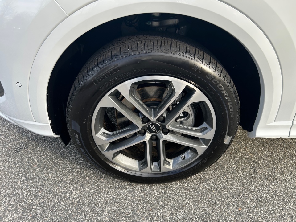 WA12AAGU5S2117479 2025 Audi All-new Q5 Premium Plus TFSI quattro S tronic