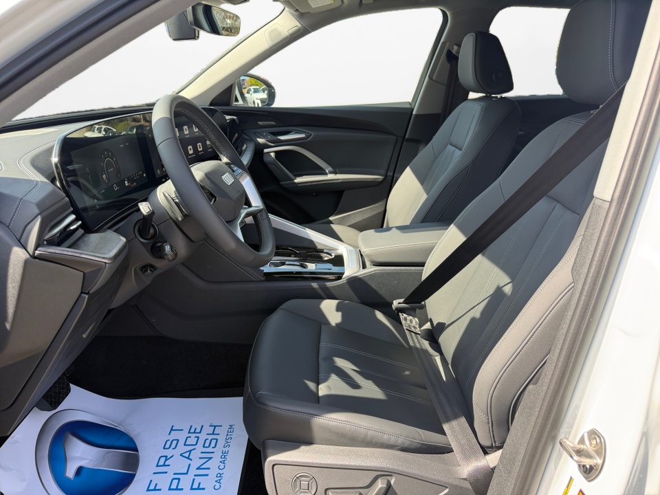 WA12AAGU5T2000857 2026 Audi Q5 Premium Plus