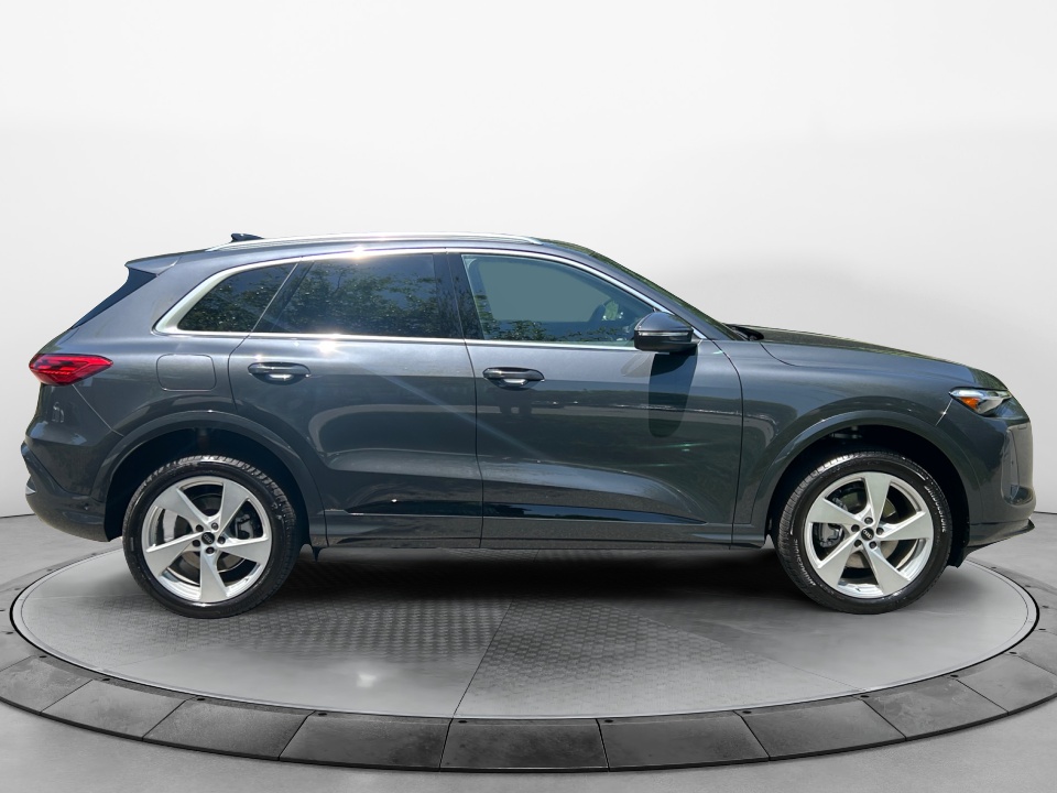 WA12AAGU6T2036363 2026 Audi Q5 Premium Plus TFSI quattro S tronic
