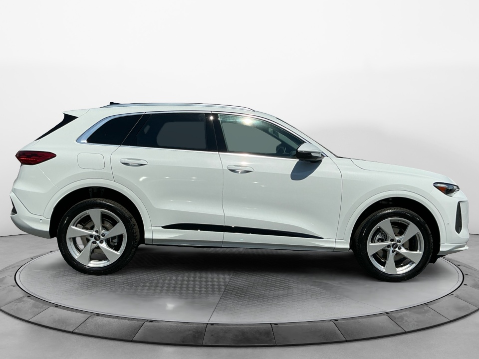 WA12AAGU6T2039053 2026 Audi Q5 Premium Plus TFSI quattro S tronic