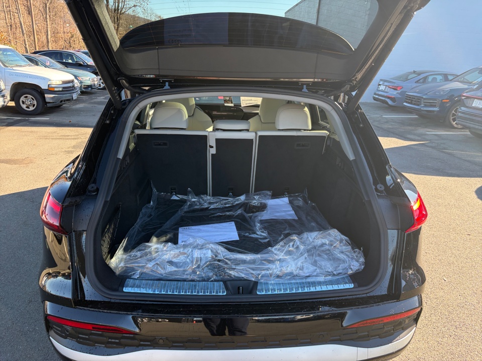 WA12AAGU8S2122644 2025 Audi All-new Q5 Premium Plus TFSI quattro S tronic