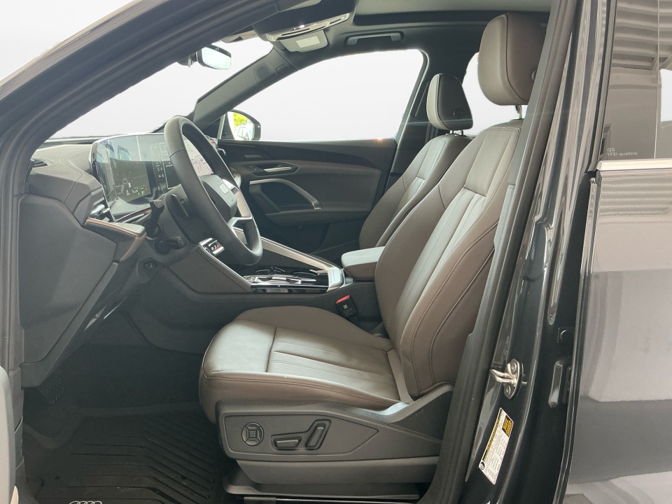 WA12AAGU9S2033973 2025 Audi Q5 Premium Plus