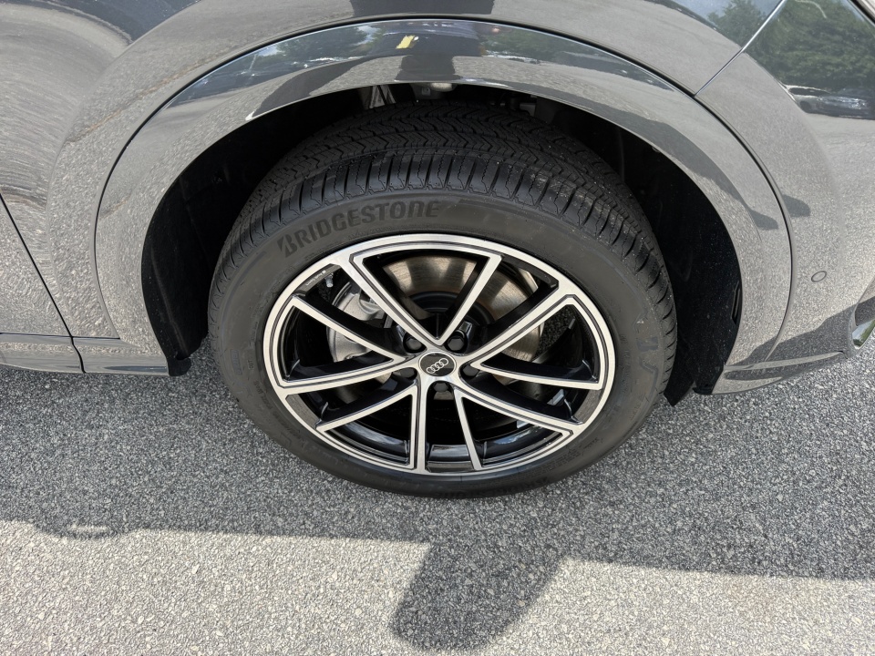 WA15AAGU1T2043654 2026 Audi Q5 Premium Plus